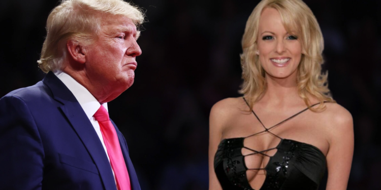 'Porno yıldızı' davası: Trump kelepçe ile çıkmak istiyor