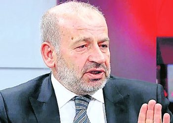 Prof. Özgenç: KHK’lı öğretmeni KYK yurduna almayanlara lanet olsun