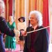 Queen'in gitaristi Brian May, 'Sir' unvanı aldı