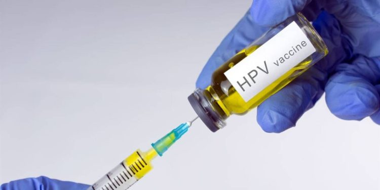 Rahim ağzı kanserine karşı en etkili tedbir: İşte HPV aşısı hakkında merak edilen 11 sorunun yanıtı