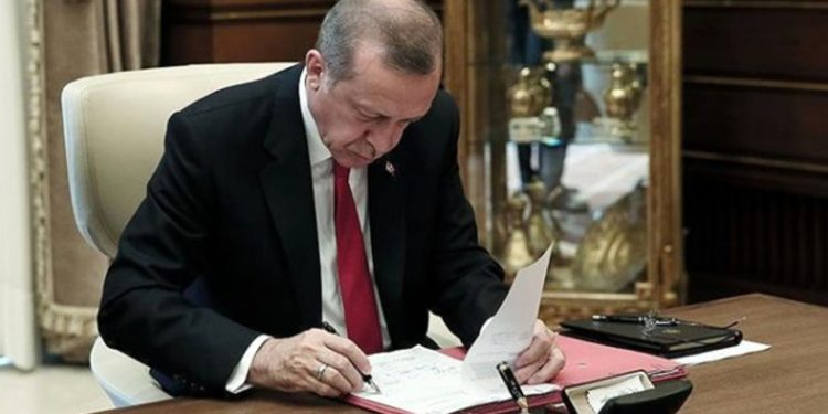 Resmi Gazete'de yayımlandı: Erdoğan'dan deprem bölgesi için yeni kararlar