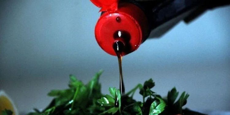 Resmi Gazete'de yayımlandı: 'Nar ekşisi görünümlü' soslara yasak geldi