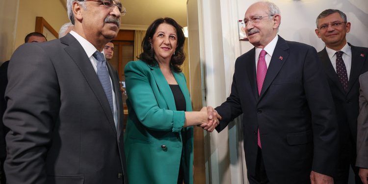 Reuters: Türkiye’de iktidarı HDP belirleyebilir