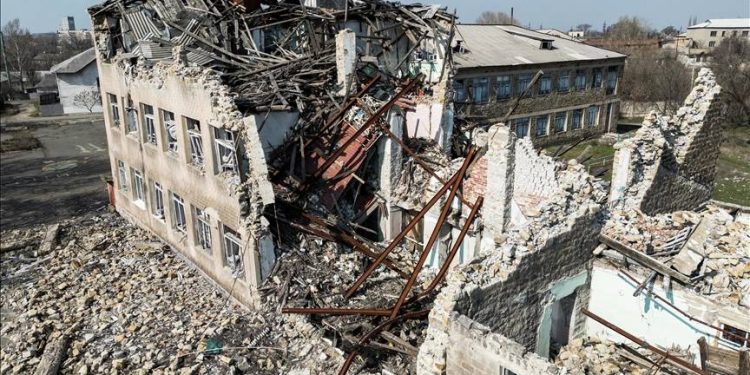 Rusya bir günde 50 hava, 11 füze saldırısı düzenledi