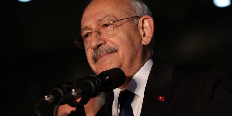 SSK Genel Müdürlüğünden cumhurbaşkanı adaylığına: Kemal Kılıçdaroğlu'nun siyasi hayatı