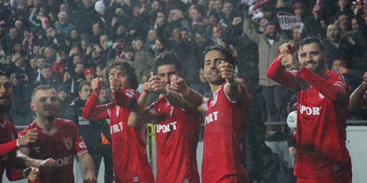 Samsunspor'un yenilmezlik serisi 18 maça çıktı
