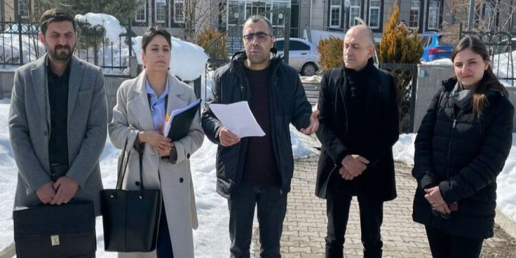 'Sansür yasası'nın ilk davasında gazeteci Aygül'e 10 ay hapis cezası verildi