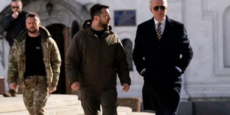 Savaşın birinci yıldönümünde komplo teorileri: "Ukrayna savaşı yalan"