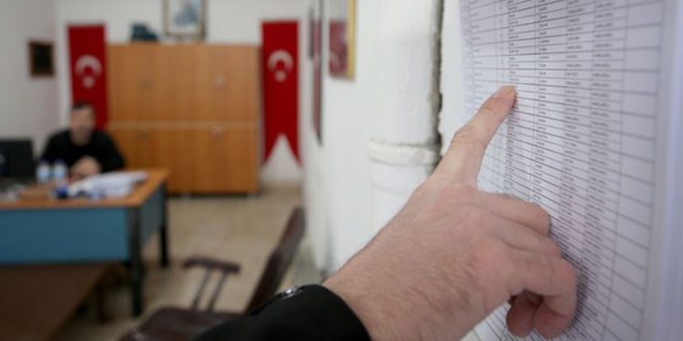 Seçmen listeleri muhtarlıklarda askıya çıktı; e-Devlet’e erişim sorunu yaşanıyor