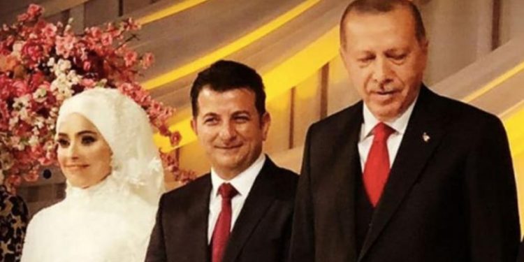 Sedat Peker’in iddialarında ismi geçen Ünsal Ban’ın eski eşi ve oğluna tahliye