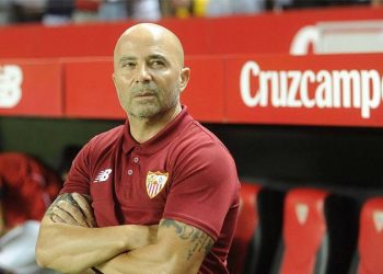 Sevilla'da Fenerbahçe maçı öncesi ortalık karıştı