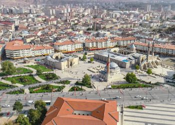 Sivas'ta yaşlı nüfus artışa geçti!