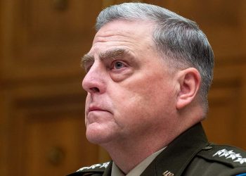 Suriye Dışişleri Bakanlığı ABD Genelkurmay Başkanı'nın ziyaretini kınadı: 'Yasadışı ve egemenliğimizin ihlâli'