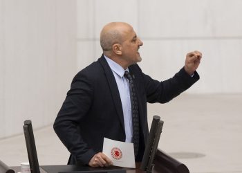 TİP milletvekili Ahmet Şık’a kınama cezası