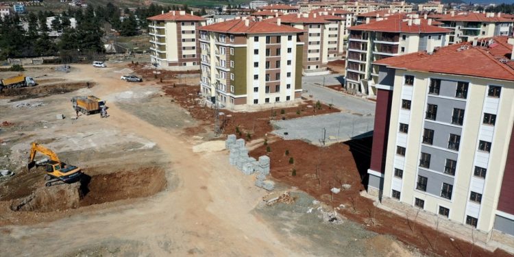 TOKİ'nin yapacağı dairenin maliyeti 1 milyon 700 bin lira