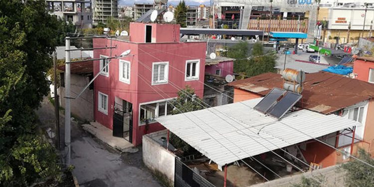 Tarsus’daki ‘gizemli ev’ 6 milyon 750 bin liradan satışa çıkarıldı
