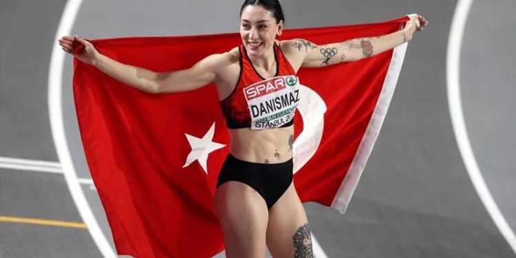 Türk sporunu kadınlar taşıdı, madalyaların yüzde 61'i kadınlardan geldi