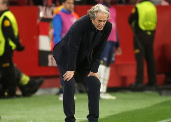 Türkiye'de hava çok soğuk, uyum sağlamakta zorlanıyorum