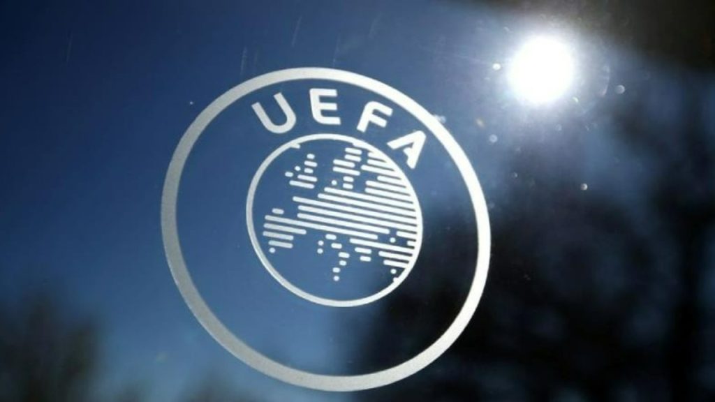 UEFA, üç Süper Lig takımına ceza verdi