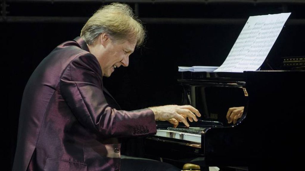 Ünlü piyanist Richard Clayderman, nisanda İstanbul'da konser verecek