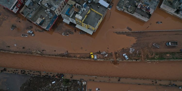 Urfa ve Adıyaman'daki selde can kaybı 16'ya yükseldi