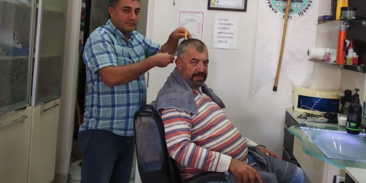 Uşak’ta berber ücretlerine 9 ayda ikinci zam!