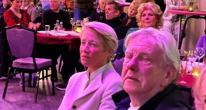 Volendam Belediye Başkanı Sievers: Depremzedelerin acılarını paylaşıyoruz, yanınızdayız