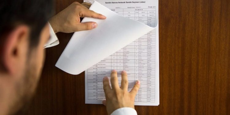 YSK verileri ile TÜİK verileri birbirini tutmuyor: 513 bin 'fazladan' seçmen var!