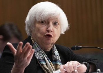 ABD Hazine Bakanı Janet Yellen, bankacılık sistemindeki durumun "istikrar kazandığını" belirterek, attıkları adımların başka bankaların iflas riskini azalttığını ifade etti. Yellen ABD hükümetinin gerekirse güçlü aksiyonlar alabileceği mesajı verdi.