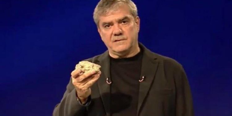 Yılmaz Özdil'in Sözcü TV'ye vedasıyla ilgili flaş gelişme! Ne diyeceği merak ediliyordu