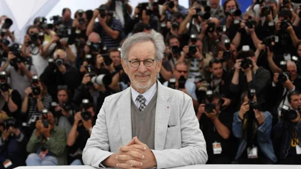 Yönetmen Steven Spielberg: Evrendeki tek zeki tür olmamız imkânsız