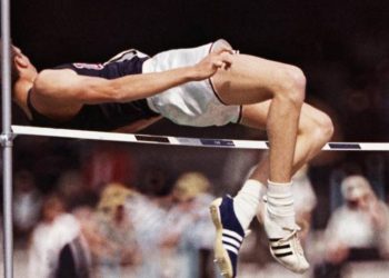Yüksek atlamada çığır açan atlet Dick Fosbury hayatını kaybetti