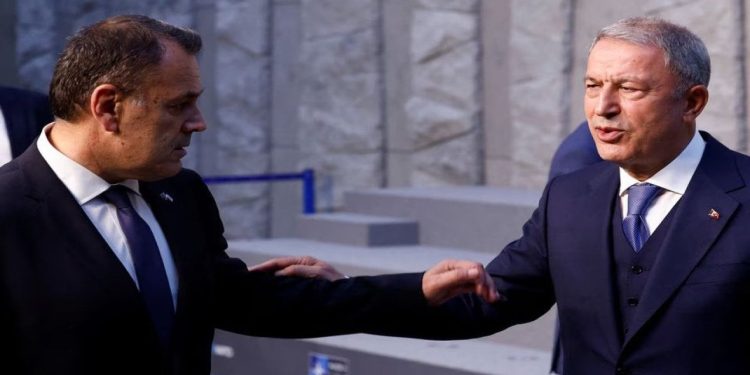 Yunanistan Savunma Bakanı, Türkiye'ye geliyor