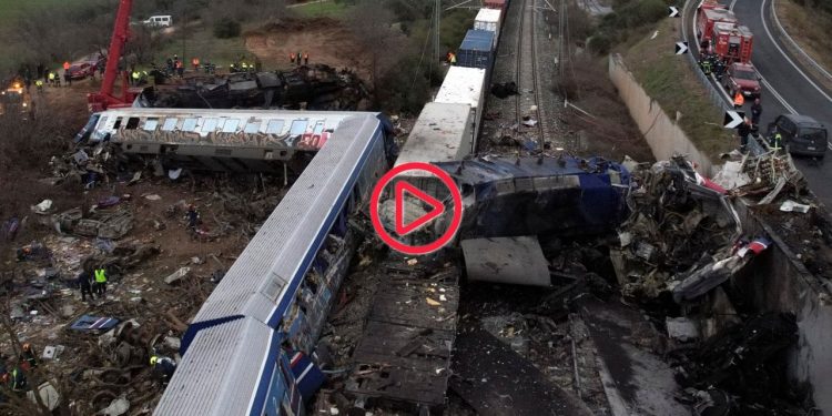 Yunanistan'da tren kazası: 36 kişi öldü, onlarcası yaralı