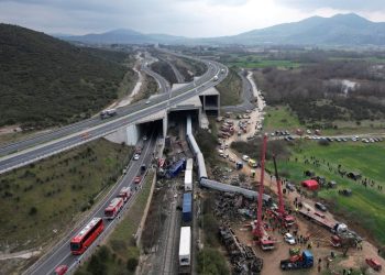 Yunanistan'da tren kazası: Ulaştırma Bakanı  Karamanlis istifa etti
