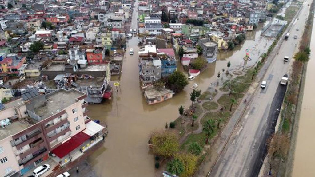 Zeydan Karalar: Adana'da etkili 'yağış ve sel' beklentisi var