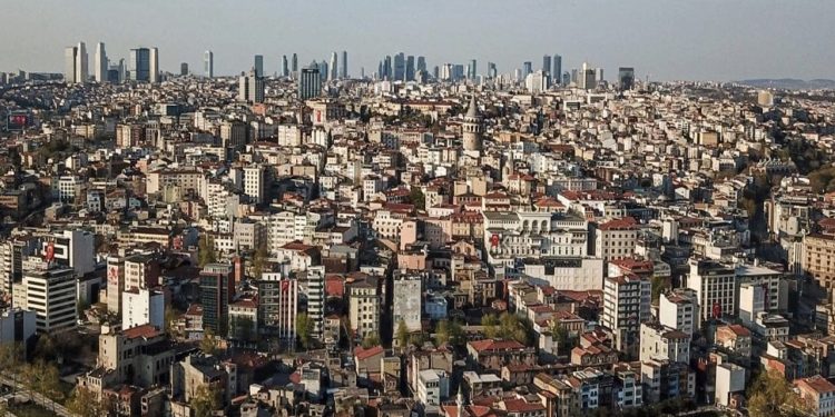 ‘İstanbul'da evini dönüştürmek isteyenlere 2 yıl geri ödemesiz kredi verilecek’