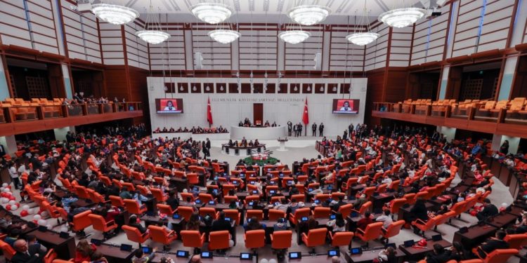 23 Nisan’da Çocuklar TBMM’deydi