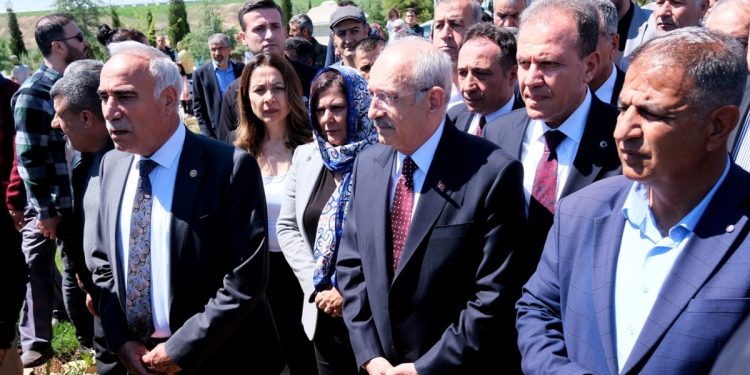 Sözlü Tacizlere Maruz Kalan Kılıçdaroğlu’ndan Sükunet Çağrısı