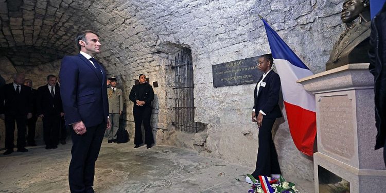 Fransa’da köleliğin kaldırılışının yıl dönümü: Macron’dan Haiti devriminin liderine saygı duruşu