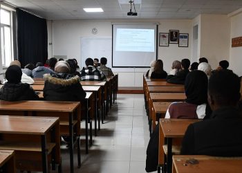 Geçinemeyen akademisyenler anlatıyor: ‘Geçim kaygısı akademik üretimin önüne geçti’