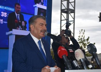 Bakan Koca’dan Erdoğan’ın hakkında açıklama: Kendisi gayet iyi, gastroenteritin etkisi azalıyor