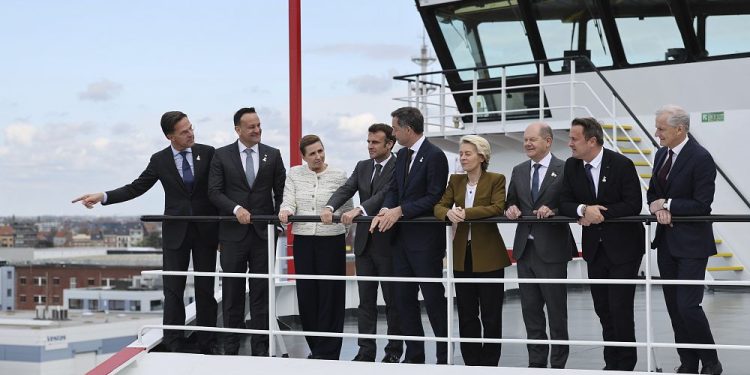 Avrupalı liderler, Kuzey Denizi’nde yeşil enerji üretimini güçlendirecek bildiriyi imzaladı