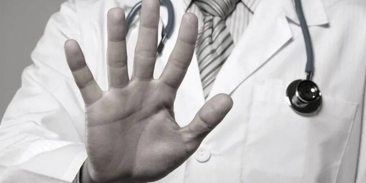 Sağlıkçılardan seçim sonrası iktidara çağrı: 'Sağlıkta şiddete karşı tavizsiz tavır gösterilmeli'