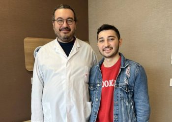 18 yaşında sağlık raporu alırken kanser olduğunu öğrendi; kardeşinin iliğiyle hayata tutundu