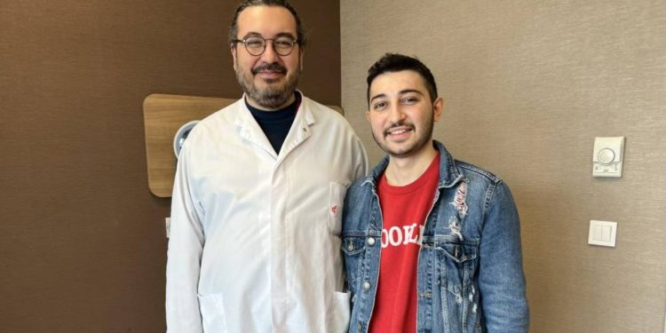 18 yaşında sağlık raporu alırken kanser olduğunu öğrendi; kardeşinin iliğiyle hayata tutundu