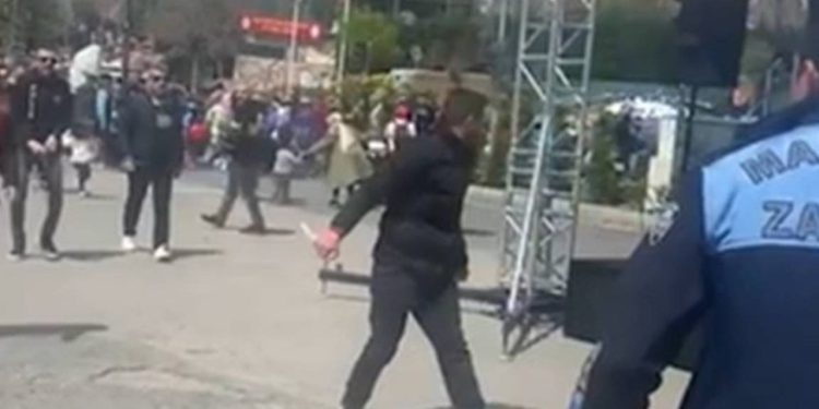 23 Nisan şenliğinde sahneye çıkan bıçaklı saldırgan tutuklandı