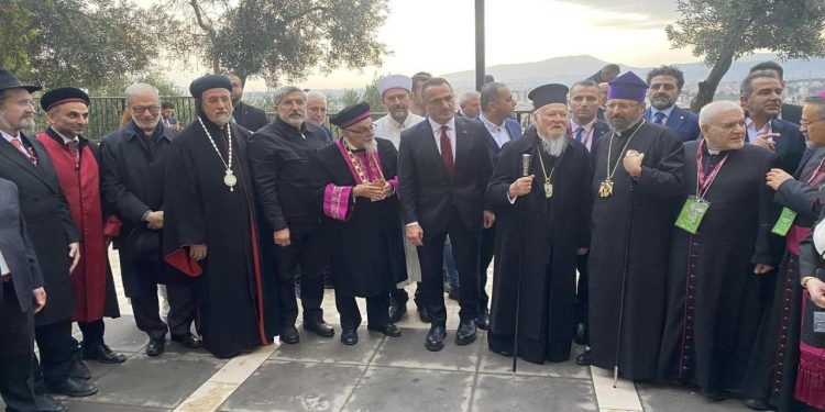 3 semavi dinin ruhanileri Hatay'da: Yaraları birlikte sarmak üzere kardeşliğimiz ortaya koyuyoruz