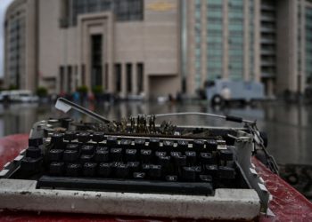 Tutuklu Gazeteciler Hakkında 10 Ay Sonra Dava Açıldı