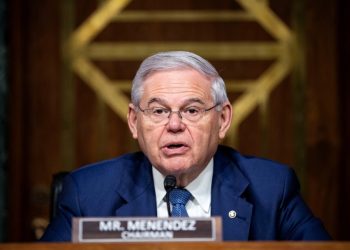 Menendez: “Türkiye’nin F-16 Almasına Halen Karşıyım”